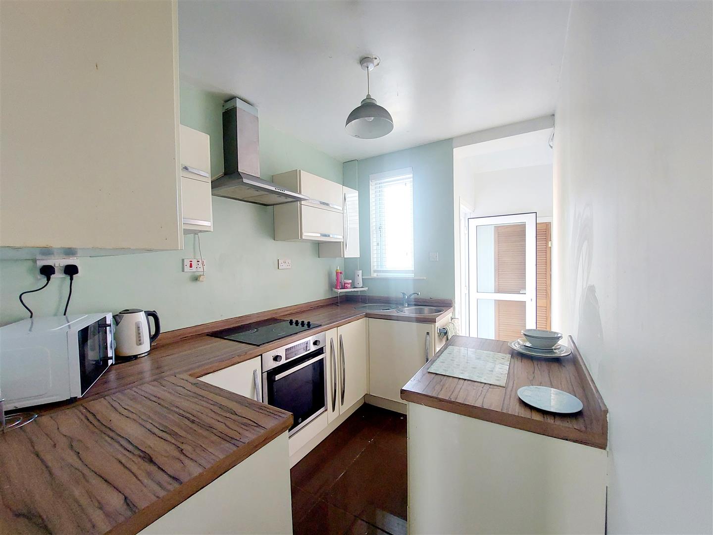 Coalbrook Road, Grovesend, Swansea, SA4 4GR